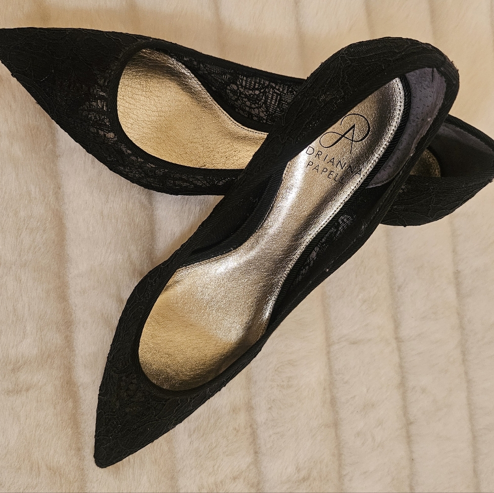 Adrianna Papell Black Lace Pointed Toe Heels – Size 7.5M